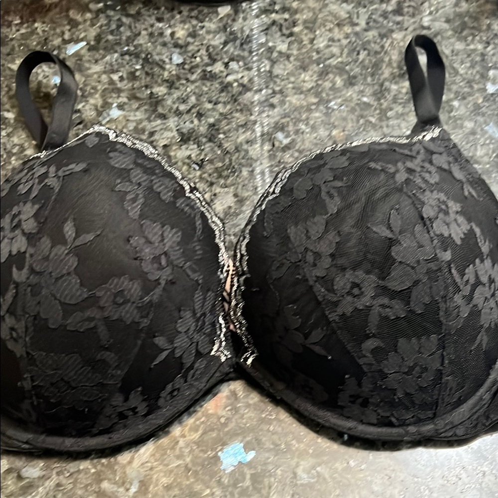 Victoria's Secret Black Lace Bra Full Coverage